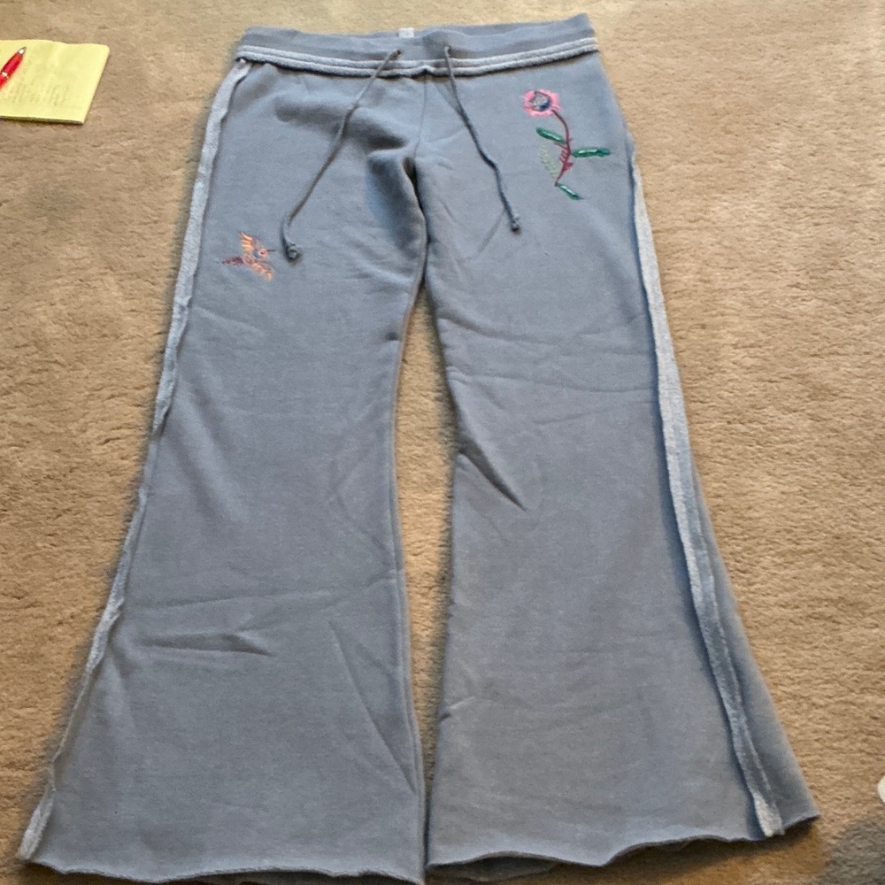 LAPIS GREY EMBROIDERED SWEAT PANTS